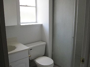 5th image of 327 Ixora Dr