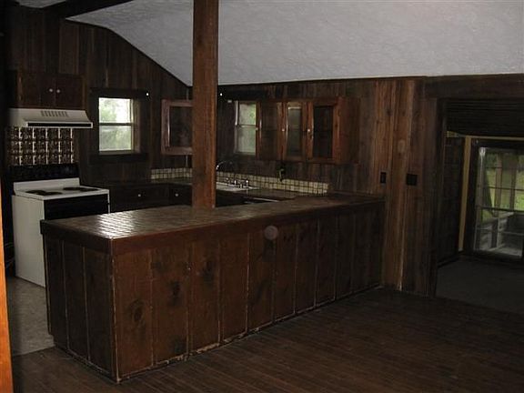 4th image of 1056 County Road 615
