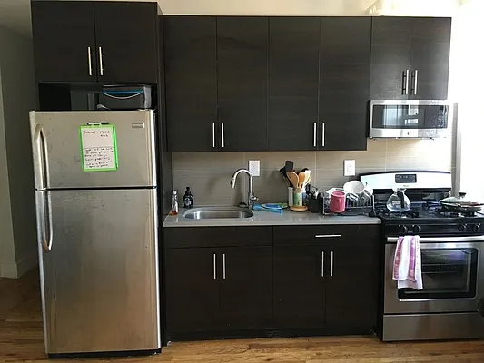 Rented by TheRealEstateCompany.com LLC | media 25