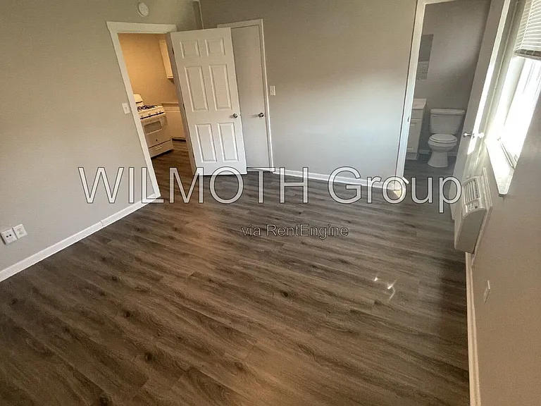 135 W Hendricks St #8 — Photo 7