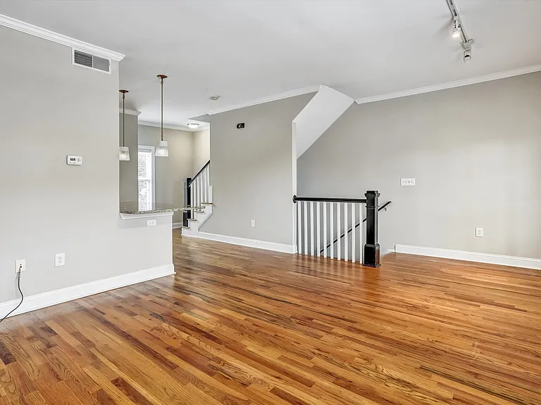 324 Carlyle Park Dr #1 — Photo 28