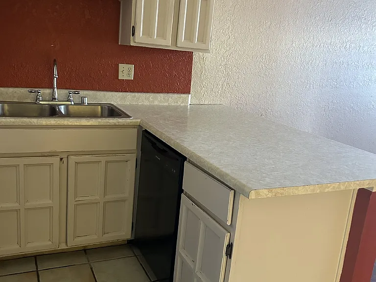 3107 Isla Verde Cir — Photo 1