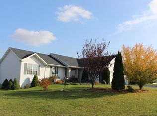 345 Gray Hawk Dr, Machesney Park, IL 61115