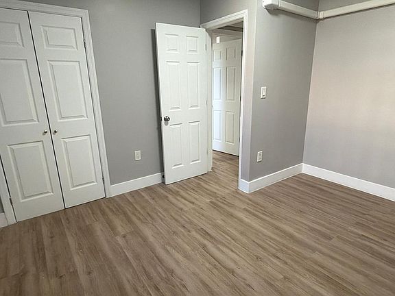 4th image of 1151 Grant Ave APT 1