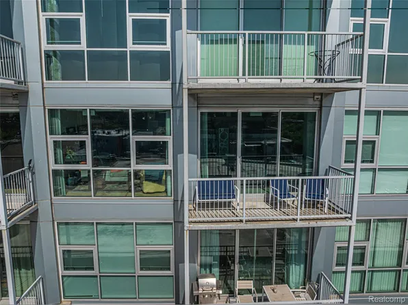 100 W 5th St APT 504, Royal Oak, MI 48067