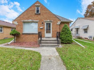 3913 N 79th St, Milwaukee, WI 53222