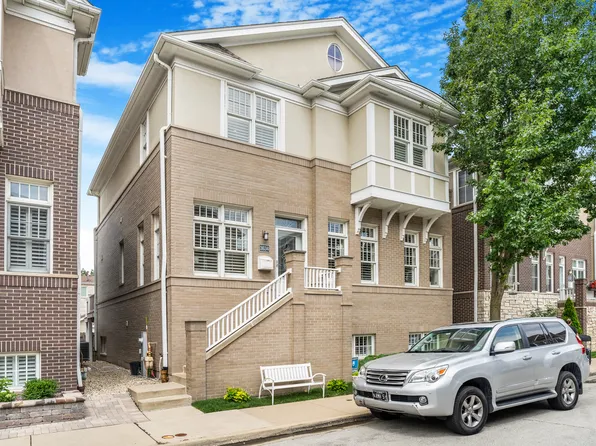 3634 S Canal St, Chicago, IL 60609