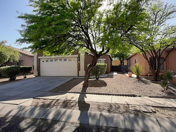 2nd image of 6640 S Stratosphere Ln