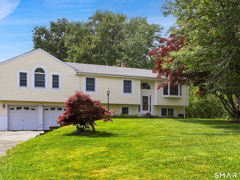 1st image of 13 Donnelly Drive