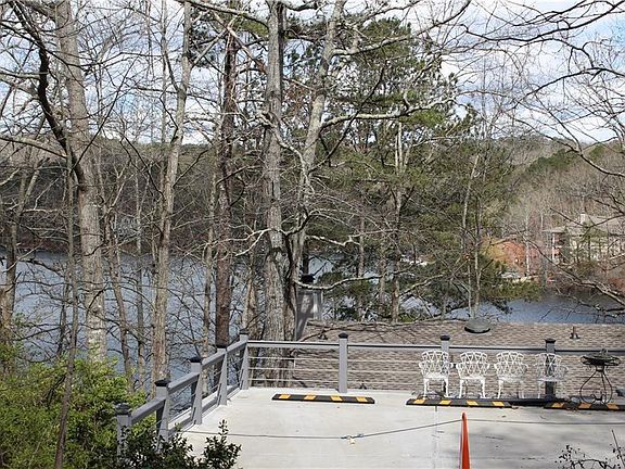 Image 5: Lake & Mountain View