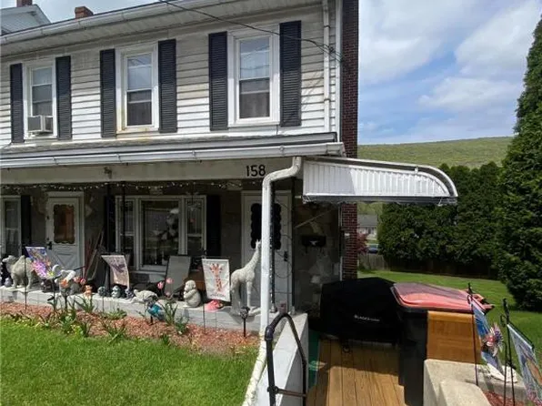 158 E Catawissa St, Nesquehoning, PA 18240