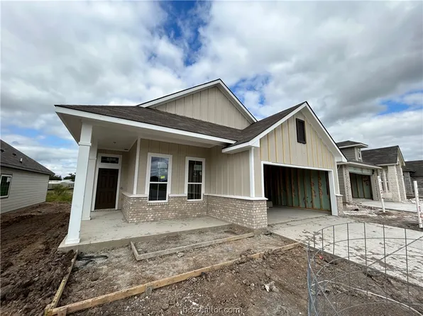 1344 Kingsgate Dr, Bryan, TX 77807