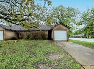 1100 Airline Dr, College Station, TX 77845