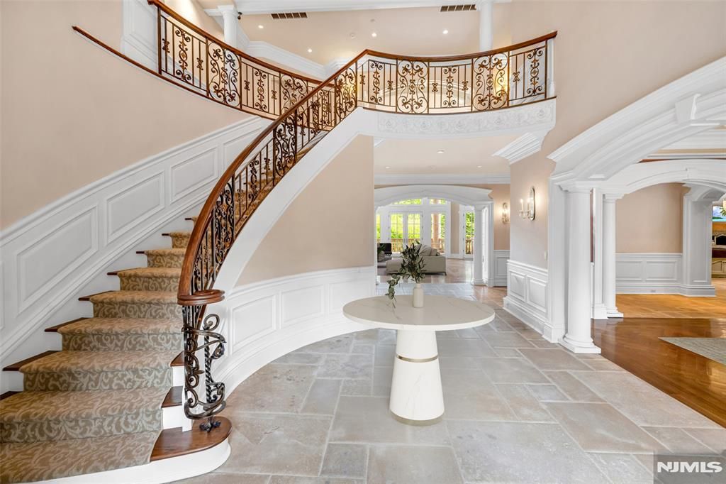 7 Buckingham Dr, Alpine, NJ - View 5
