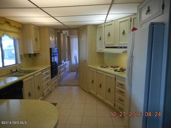 3rd image of 226 W Palma Dr
