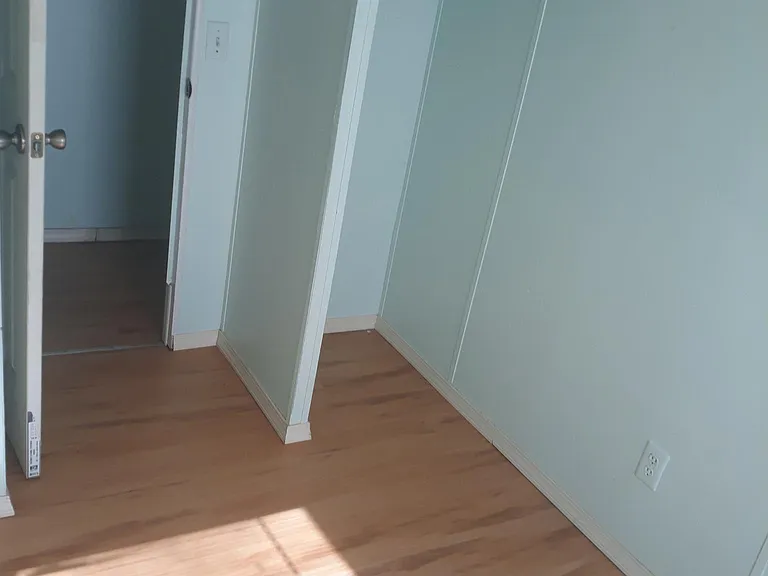 937 Bryson St NE #8 — Photo 5