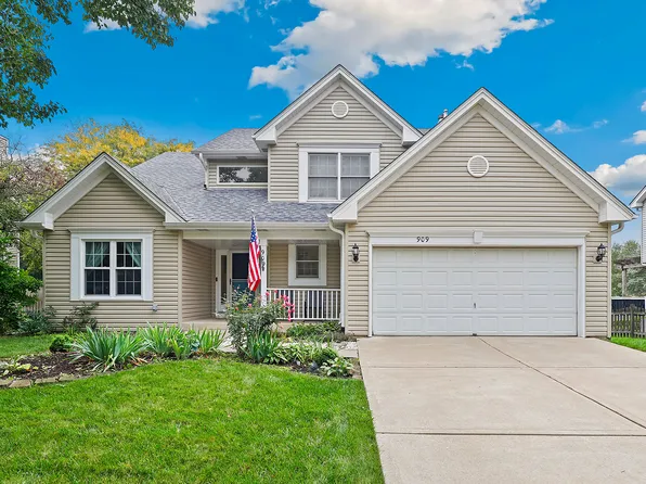 909 Elm St, Naperville, IL 60540