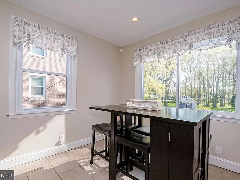 230 Filbert Ave — Photo 12