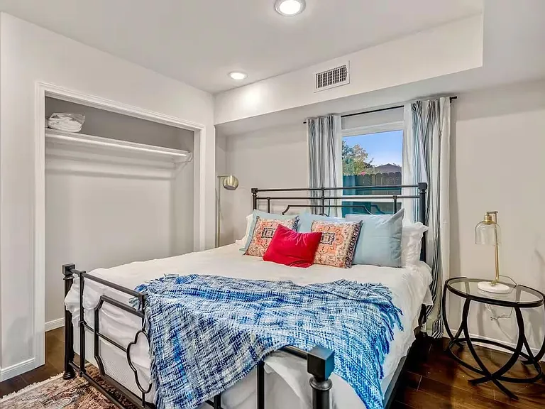 3741 Charleston St — Photo 16