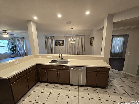 4th image of 13210 WOODTHORN WAY