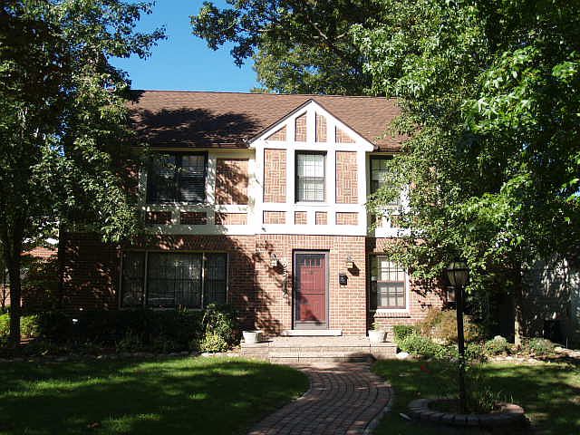 1st image of 25417 Parkwood Dr