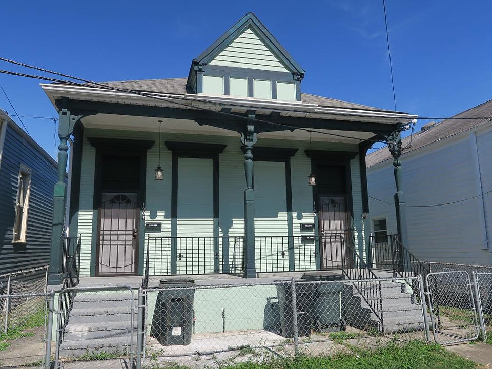Main (front house)