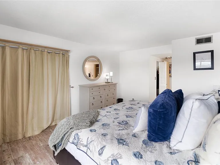 1750 Benjamin Franklin Dr #6G — Photo 28