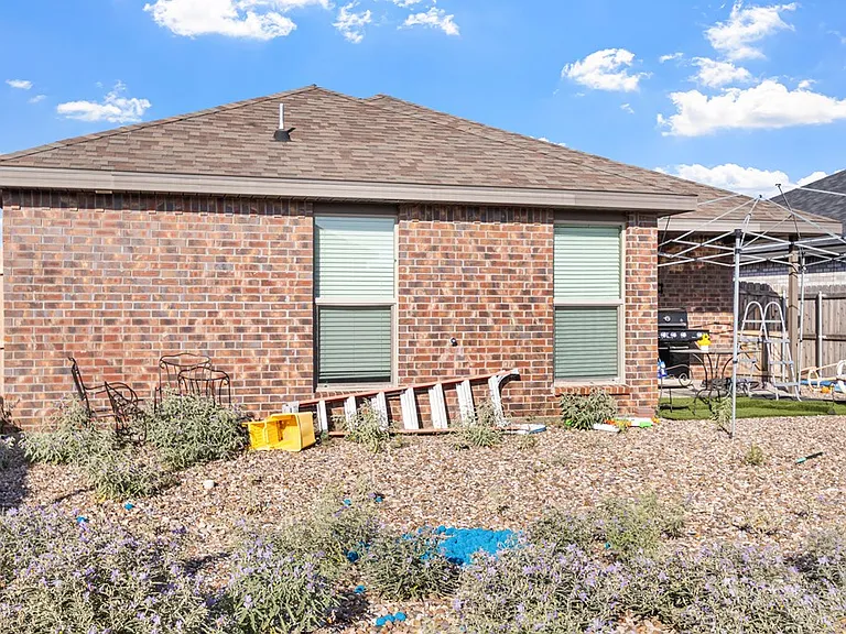9407 Ratliff Ridge Ave — Photo 27