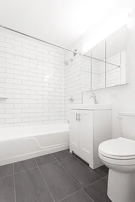 Rented by Olnick Organization | media 6