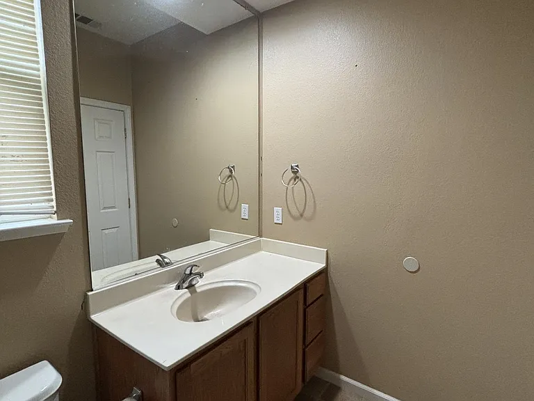 1298 Orion Ct — Photo 3