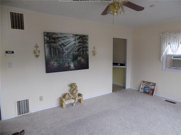 4th image of 1019 Wilkie Dr