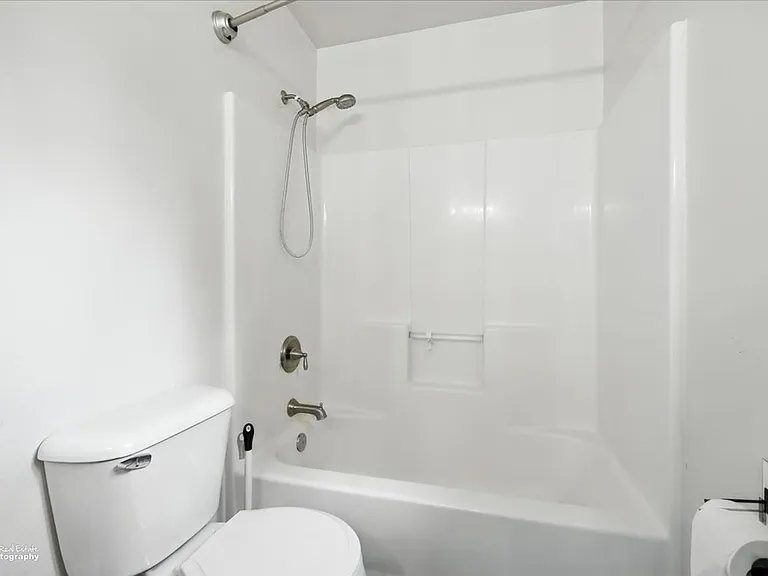 11480 E Crimsonview Dr — Photo 32