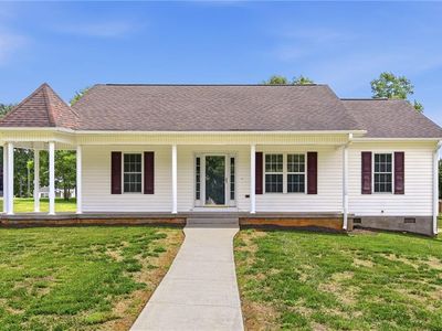 108 McCleskey Dr, Yadkinville, NC, 27055