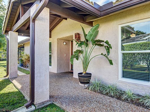 3rd image of 9294 NW 13th Pl
