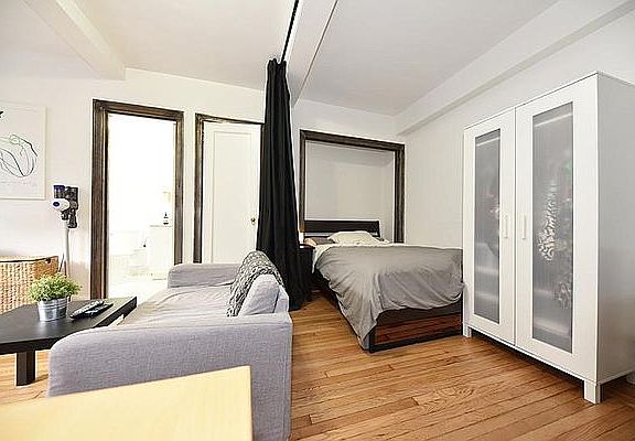 3rd image of 31 E 12th St APT 3B
