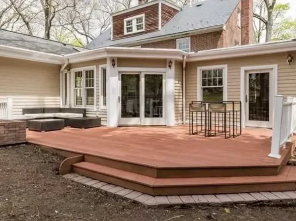 (undisclosed Address), Waban, MA 02468