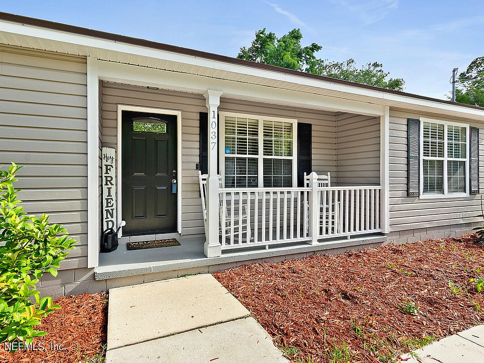 1st image of 1037 W 15TH Street