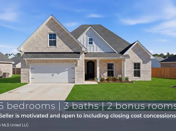 6710 Maurepas Cir, Ocean Springs, MS 39564