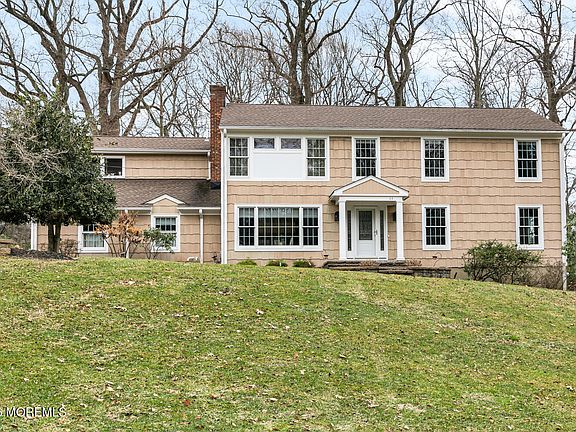 2nd image of 44 Tall Tree Road