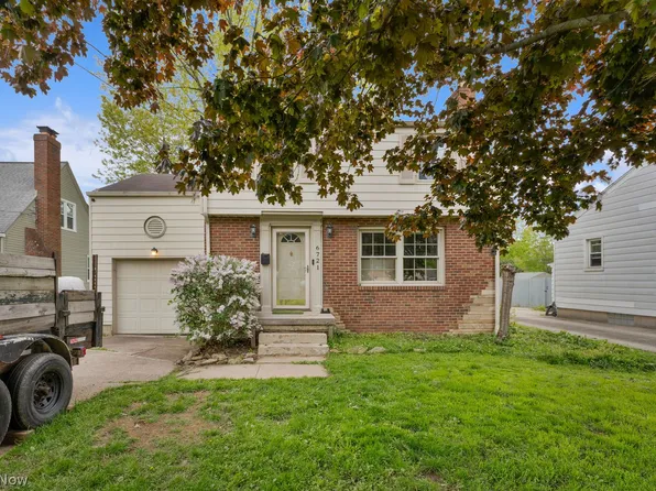 6721 Paxton Rd, Boardman, OH 44512