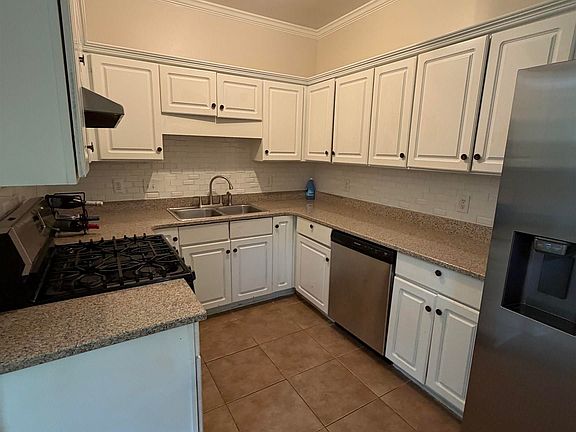 4th image of 108 Sommersby Dr