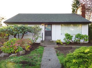 11027 Palatine Ave N, Seattle, WA 98133