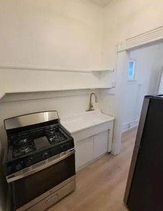 2nd image of 2220 Park Ave Unit 2