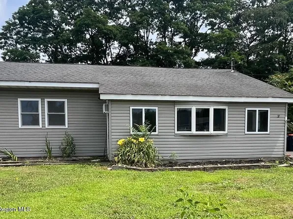 31 Plattekill Drive, Mt. Marion, NY 12456