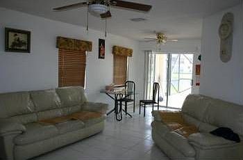 3rd image of 556 NW 87th Way