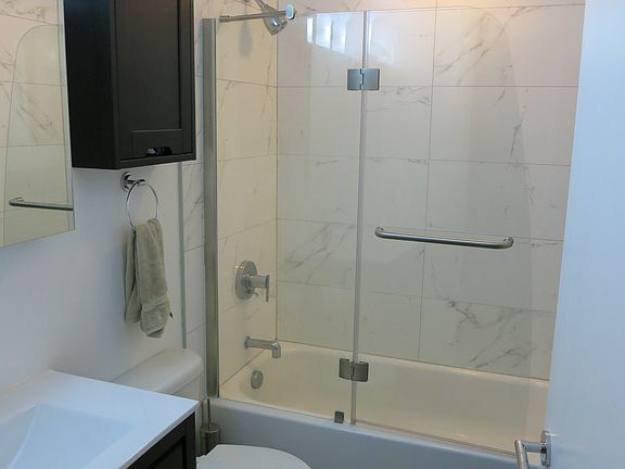Modern bathroom