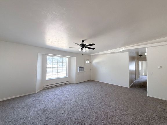 2nd image of 1444 Evergreen Dr