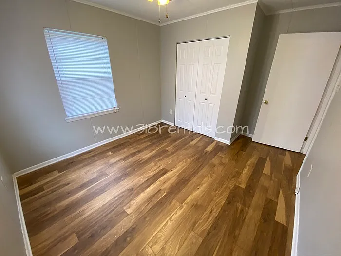 4612 Sullivan St — Photo 10