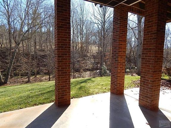 5th image of 3613 Blankenship Dr