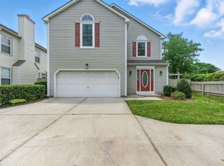 1521 Tallwood Cir, Chesapeake, VA 23320